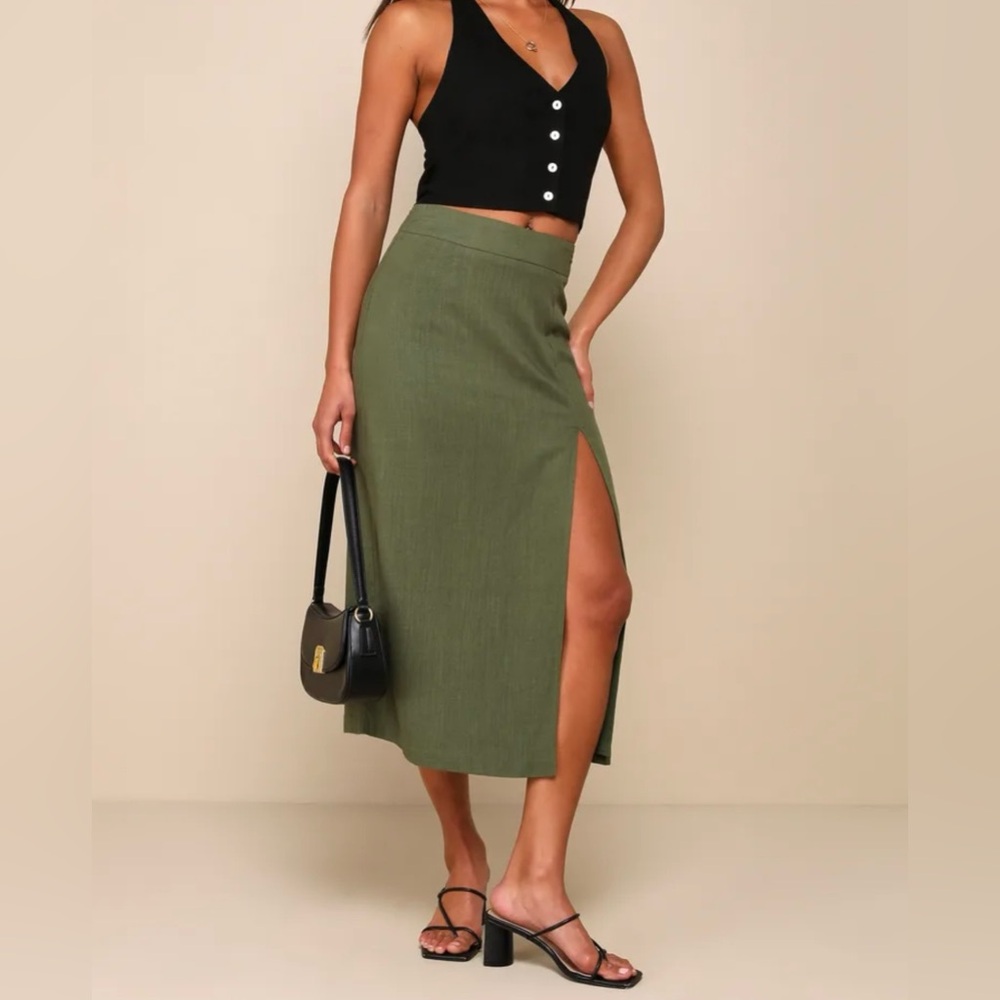 🛍️ LULUs Large Olive Green Midi skirt